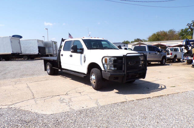 ford f-350 super duty chassis cab 2018 1FD8W3H68JEB43242 image ford f-350 super duty chassis cab 2018 1FD8W3H68JEB43242 image